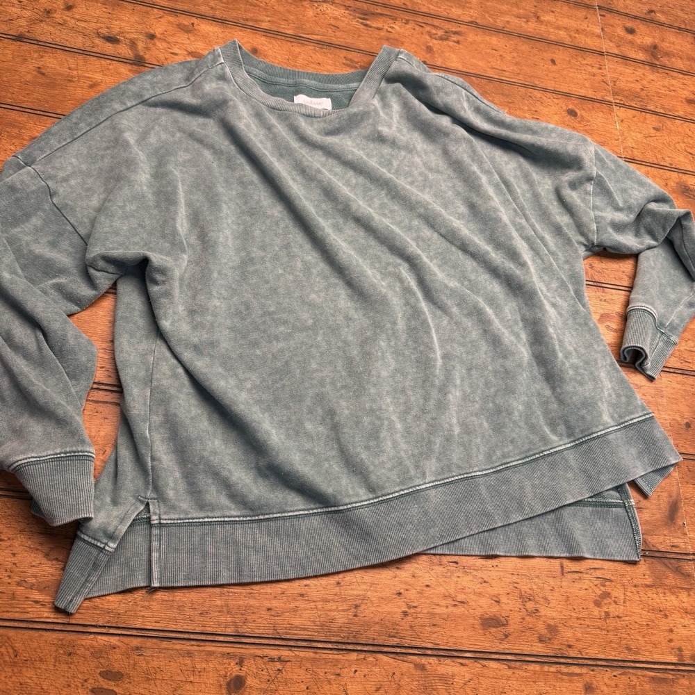 Colsie Sweatshirt Womens Large Green Distressed Crewneck‎ Pullover Lounge Top